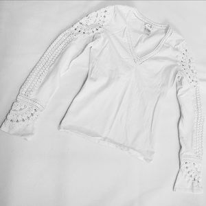 White 70’s macrame lace long-sleeve top